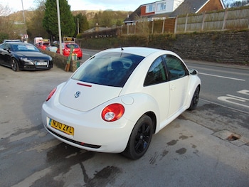 Used Volkswagen Beetle 2010 for sale - 77664955: Photo
