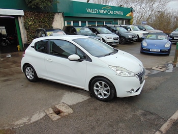 Used Peugeot 208 2013 for sale - 77605558: Photo