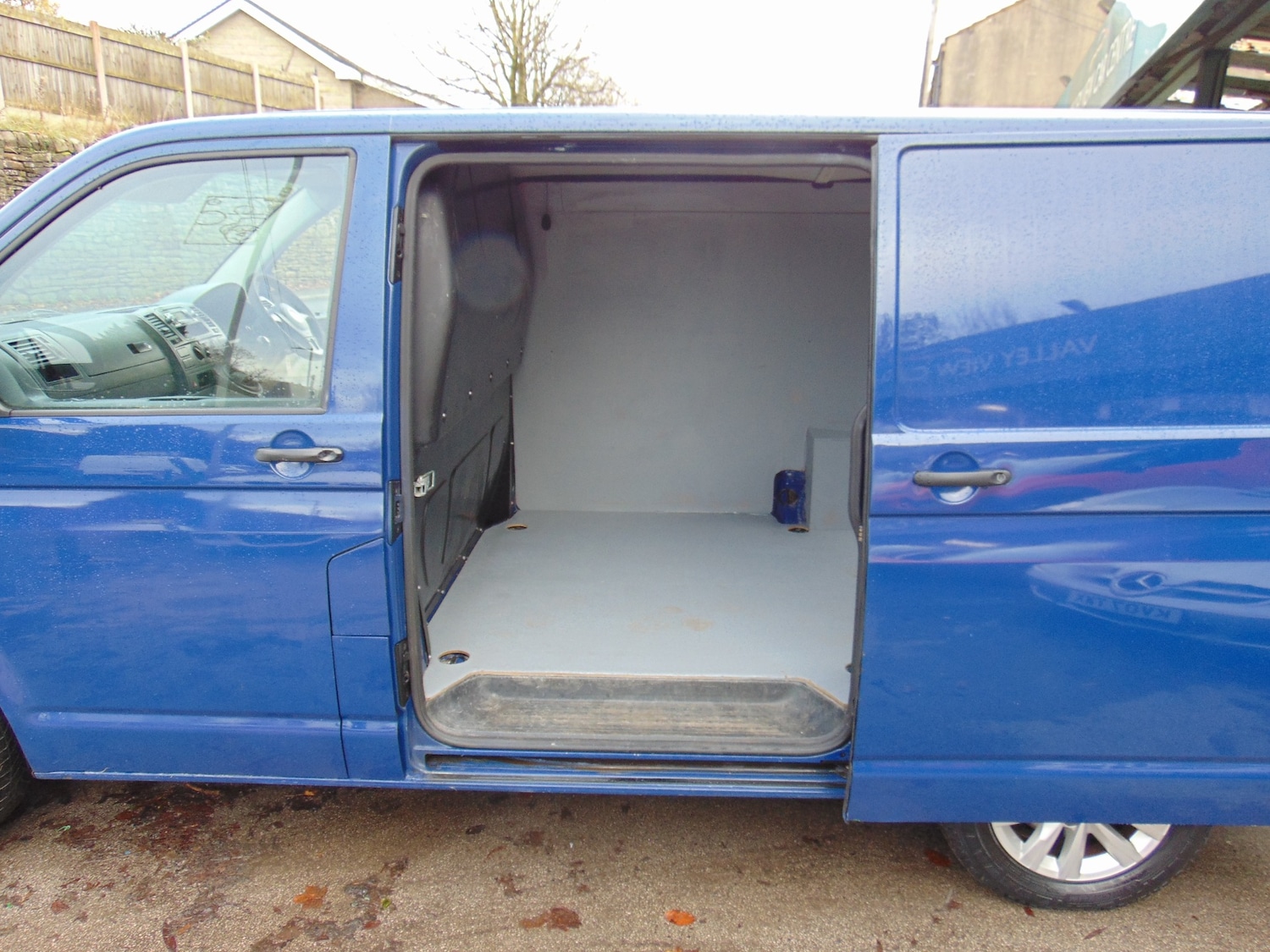 Used Volkswagen Transporter 2011 for sale - 76613446: Photo 7