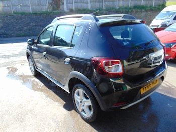 Used Dacia Sandero Stepway 2016 for sale - 78389197: Photo