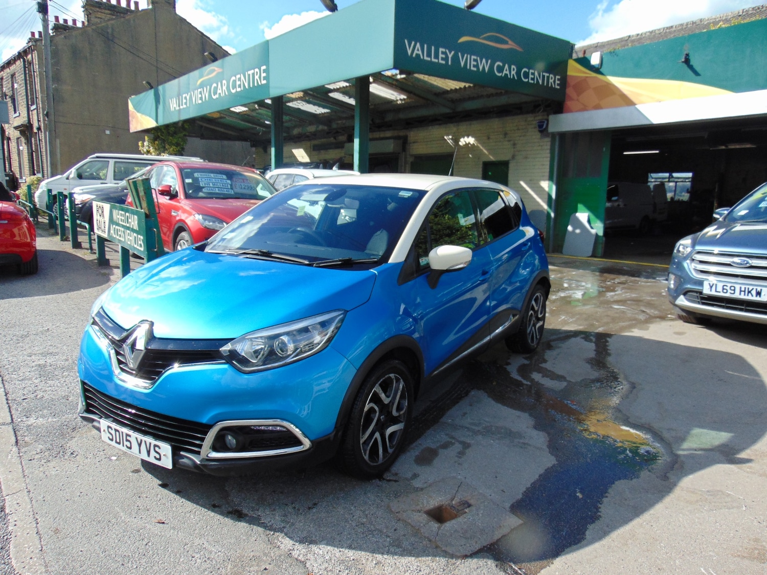 Used Renault Captur 2015 for sale - 76064750: Photo 2