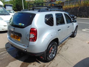 Used Dacia Duster 2015 for sale - 79273218: Photo