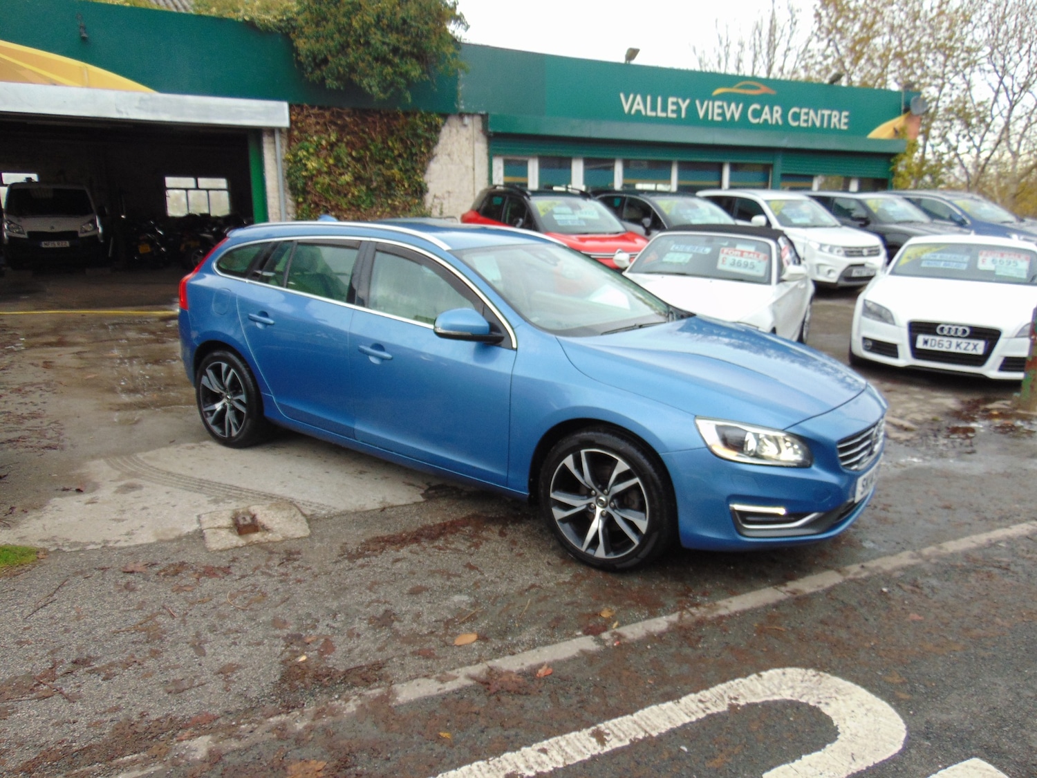Used Volvo V60 2014 for sale - 76531596: Photo 1