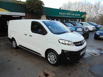 Vauxhall Vivaro feature image