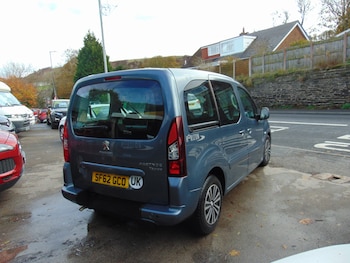 Used Peugeot Partner Tepee 2012 for sale - 76382711: Photo