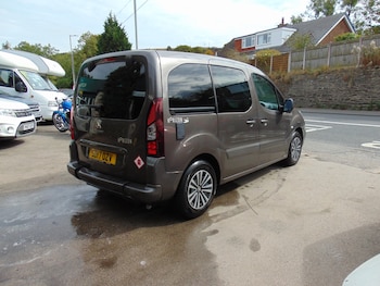 Used Peugeot Partner Tepee 2017 for sale - 75849047: Photo