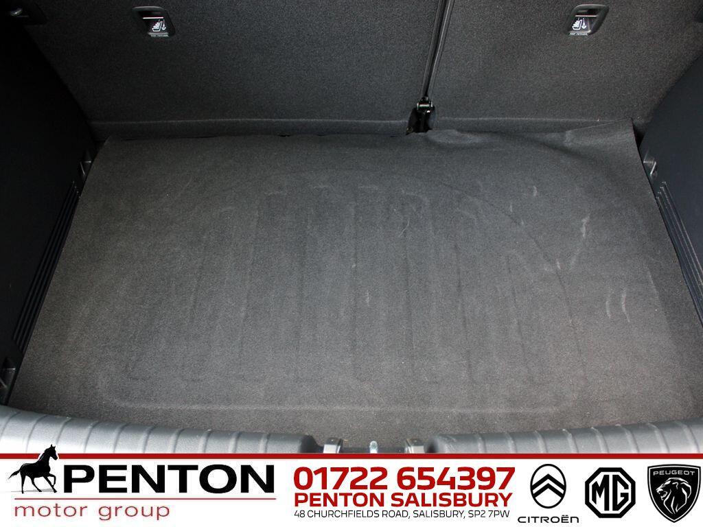 Used Kia Stonic 2021 for sale - 76995294: Photo 13