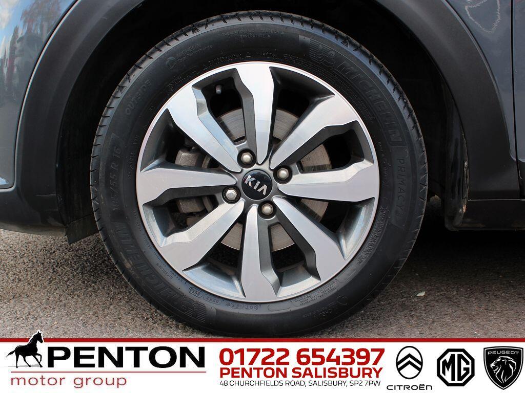 Used Kia Stonic 2021 for sale - 76995294: Photo 5