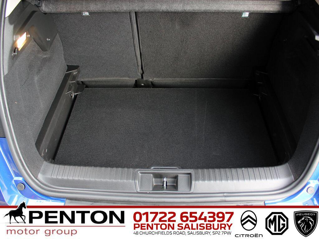 Used Renault Captur 2023 for sale - 76898680: Photo 10