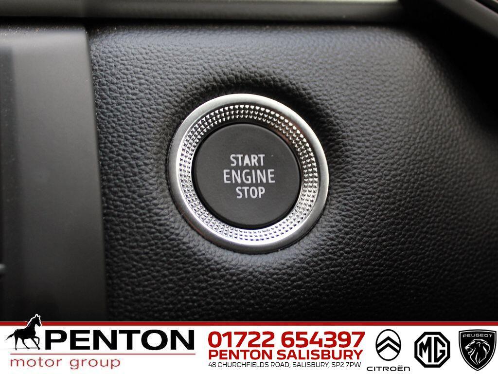 Used Renault Captur 2023 for sale - 76898680: Photo 16