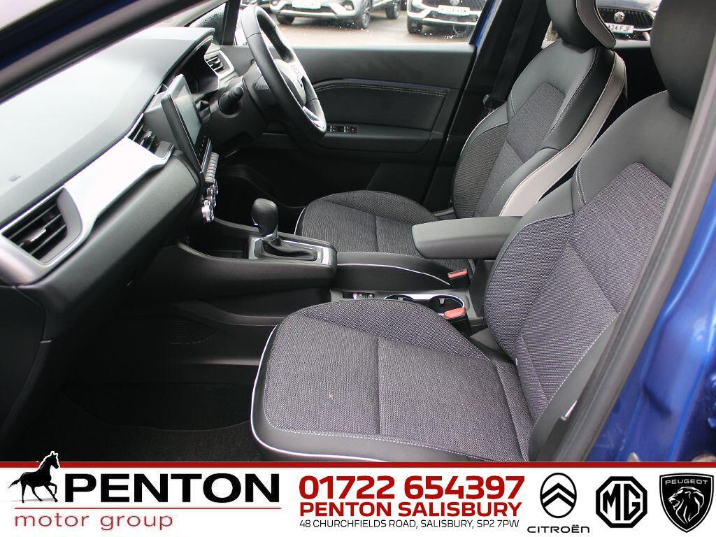 Used Renault Captur 2023 for sale - 76898680: Photo 2