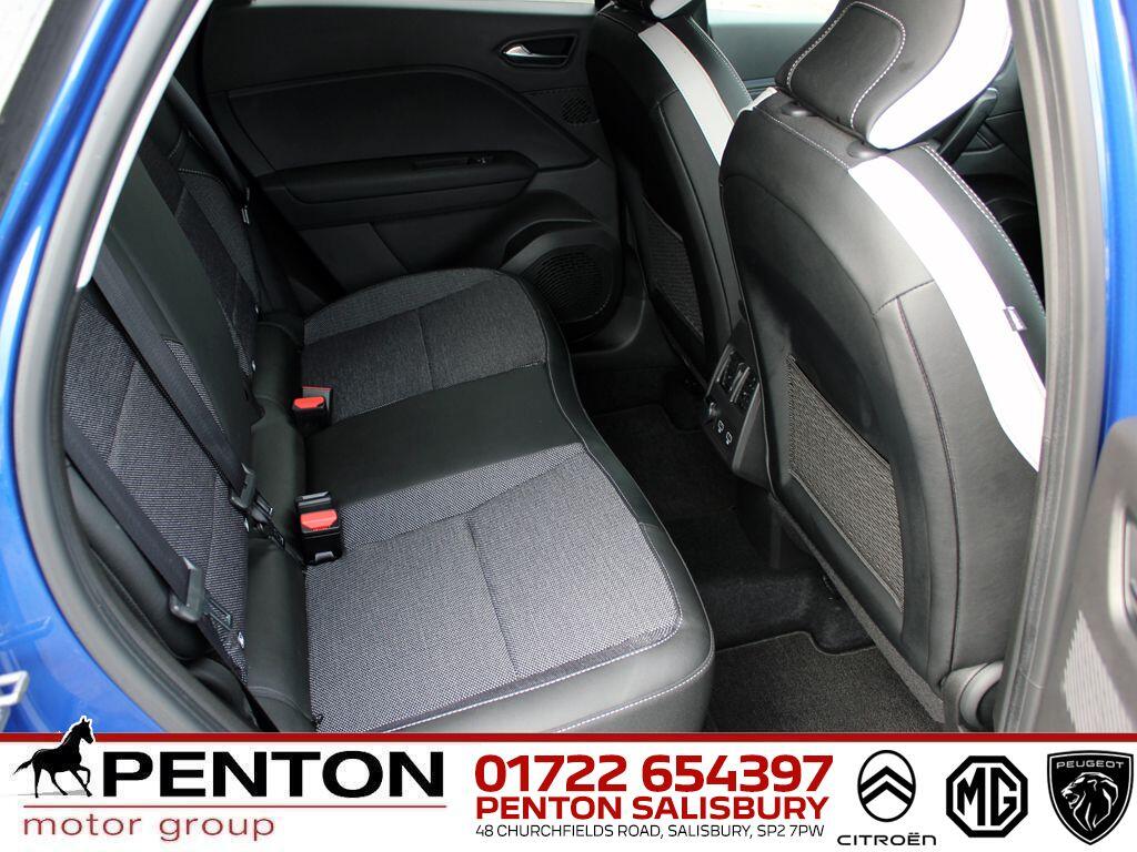 Used Renault Captur 2023 for sale - 76898680: Photo 9