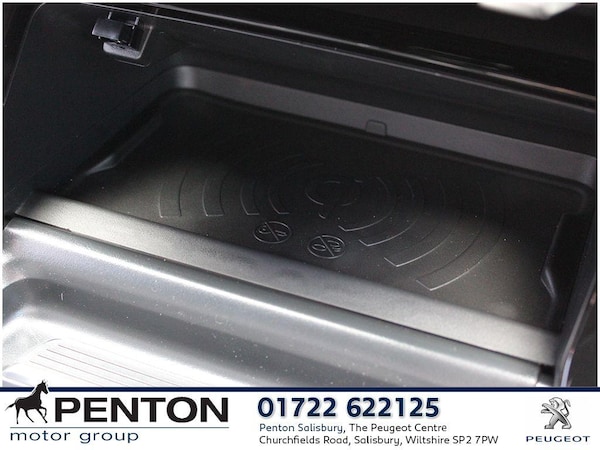 Used Peugeot E-2008 2024 for sale - 73451618: Photo 18
