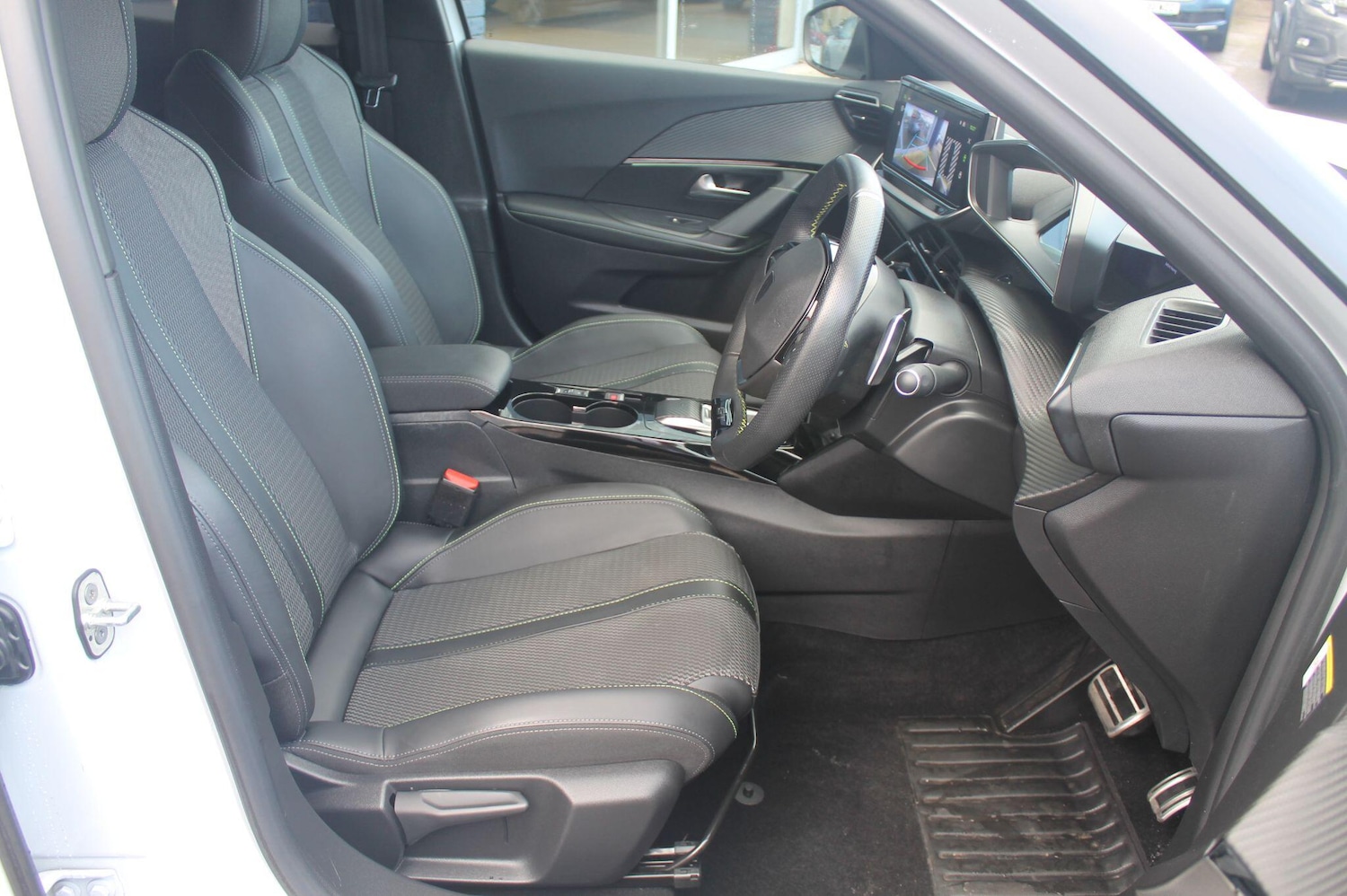 Used Peugeot 2008 2024 for sale - 77496257: Photo 10