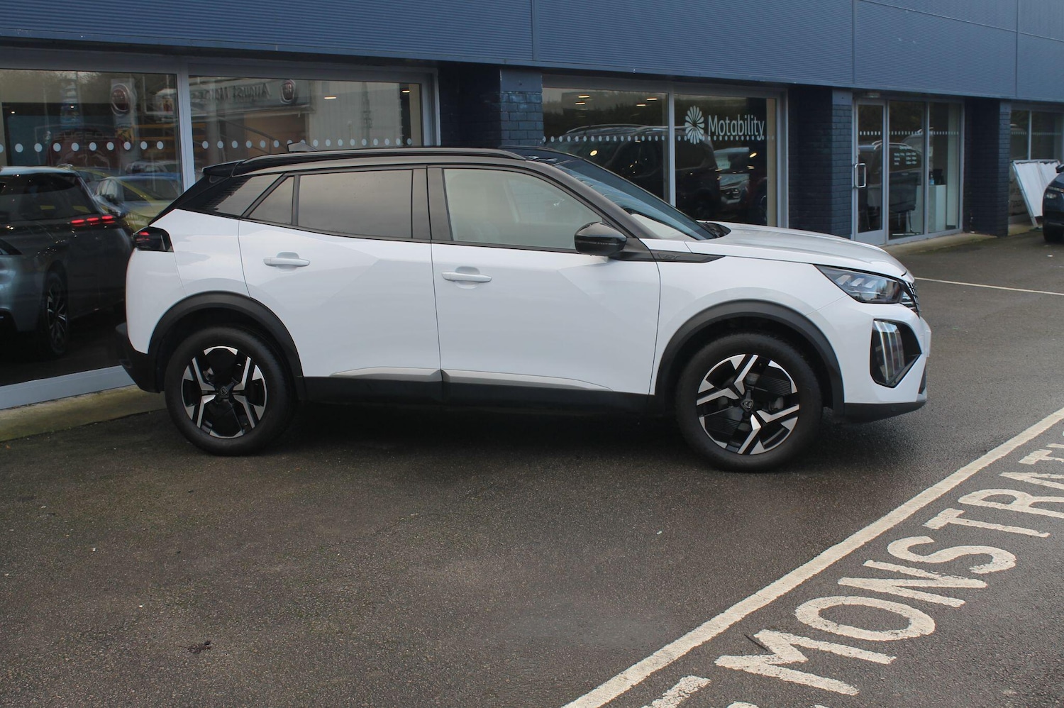 Used Peugeot 2008 2024 for sale - 77496257: Photo 5