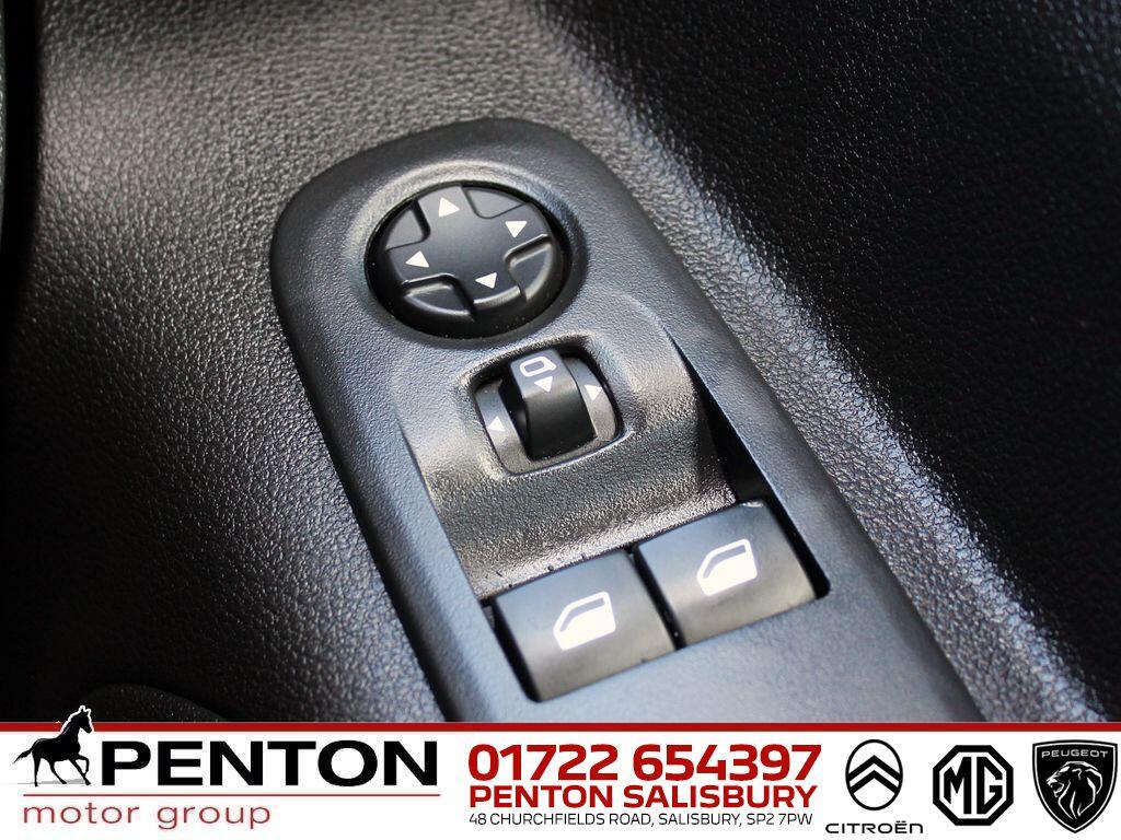 Used Vauxhall Combo 2023 for sale - 77970135: Photo 18