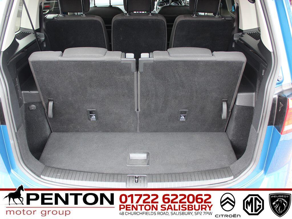 Used Volkswagen Touran 2021 for sale - 75990617: Photo 11