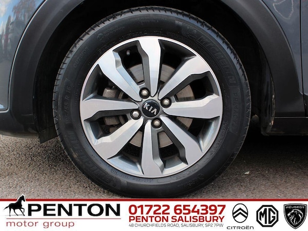 Used Kia Stonic 2021 for sale - 76326587: Photo 5