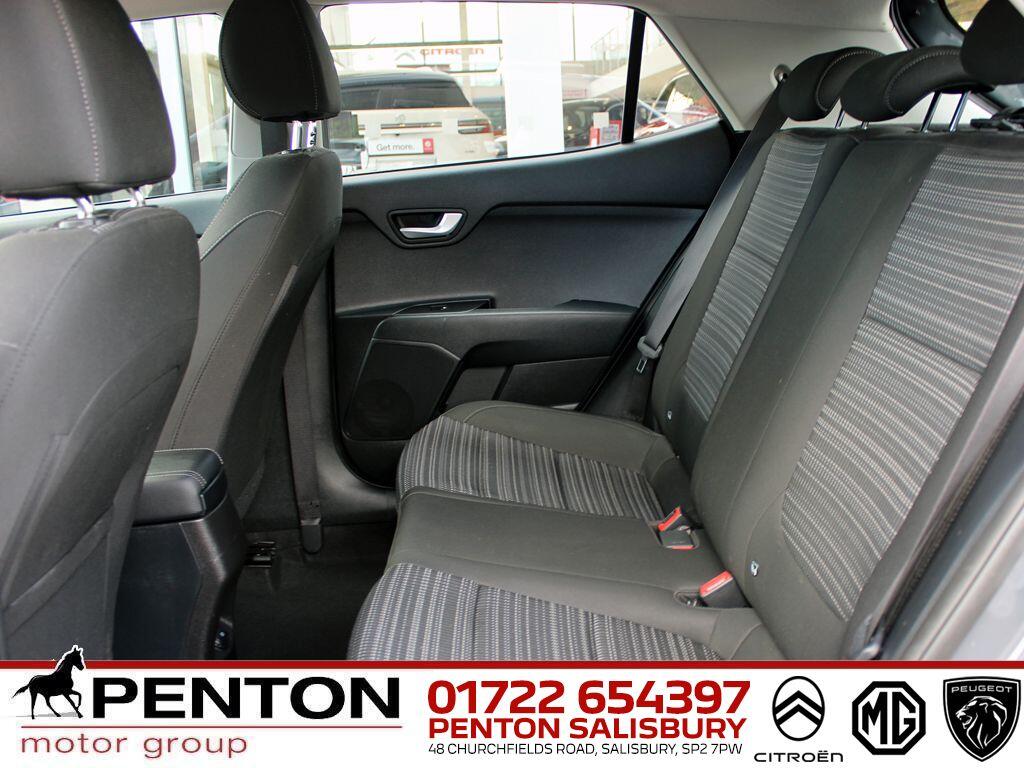 Used Kia Stonic 2021 for sale - 76326587: Photo 8
