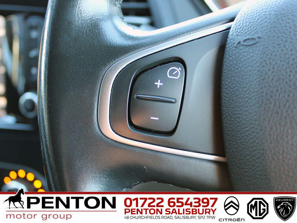 Used Renault Captur 2018 for sale - 76765678: Photo 14