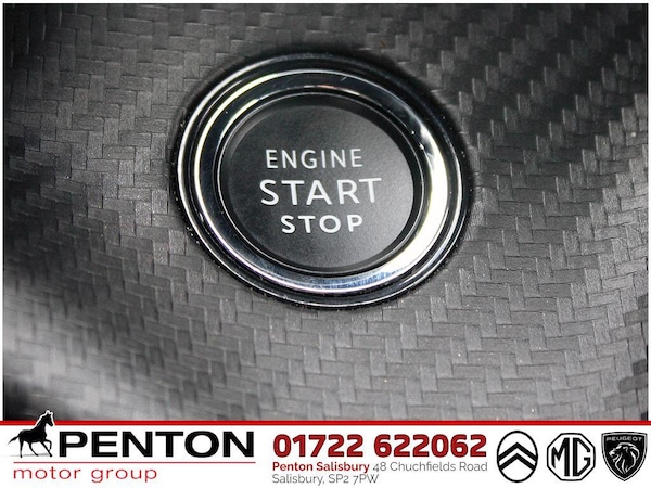 Used Peugeot 2008 2023 for sale - 75333982: Photo 42