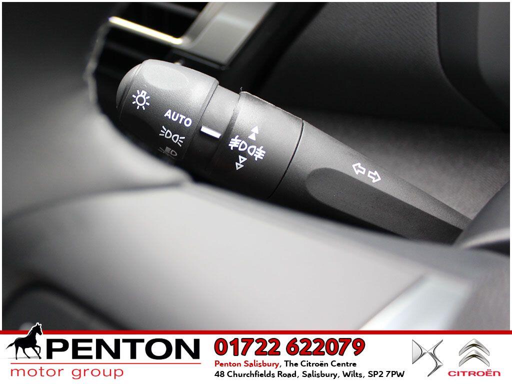 Used Citroen e-C4 2025 for sale - 76020659: Photo 17