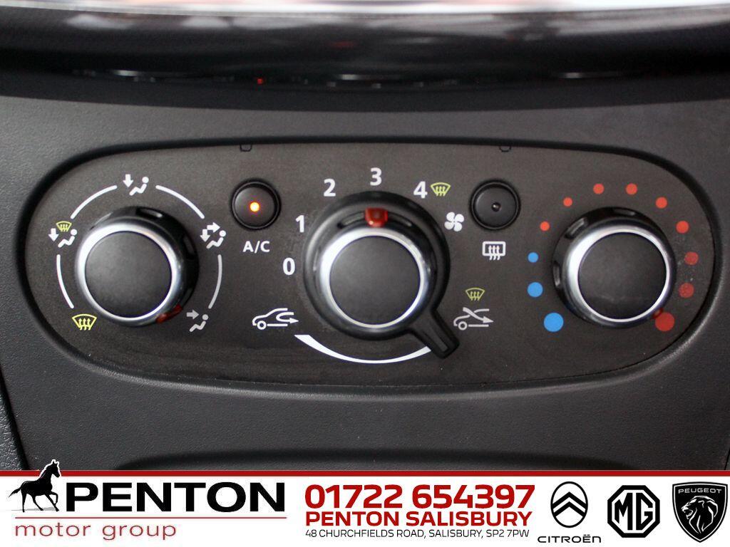 Used Dacia Logan MCV 2016 for sale - 76326458: Photo 13