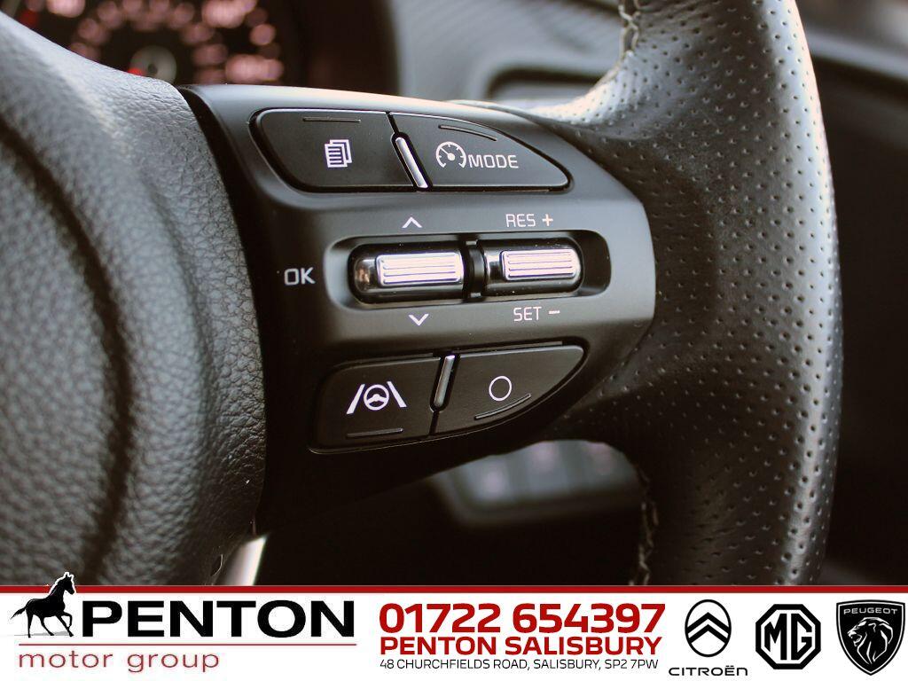 Used Kia Stonic 2023 for sale - 76727219: Photo 14