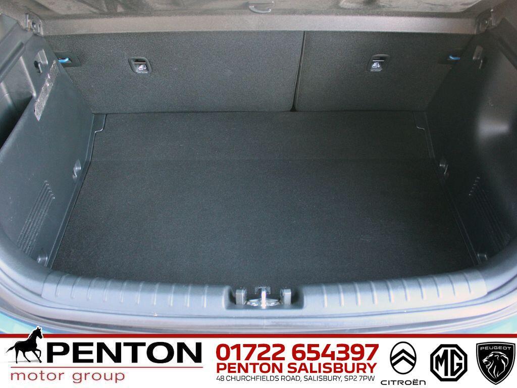 Used Kia Stonic 2023 for sale - 76727219: Photo 8