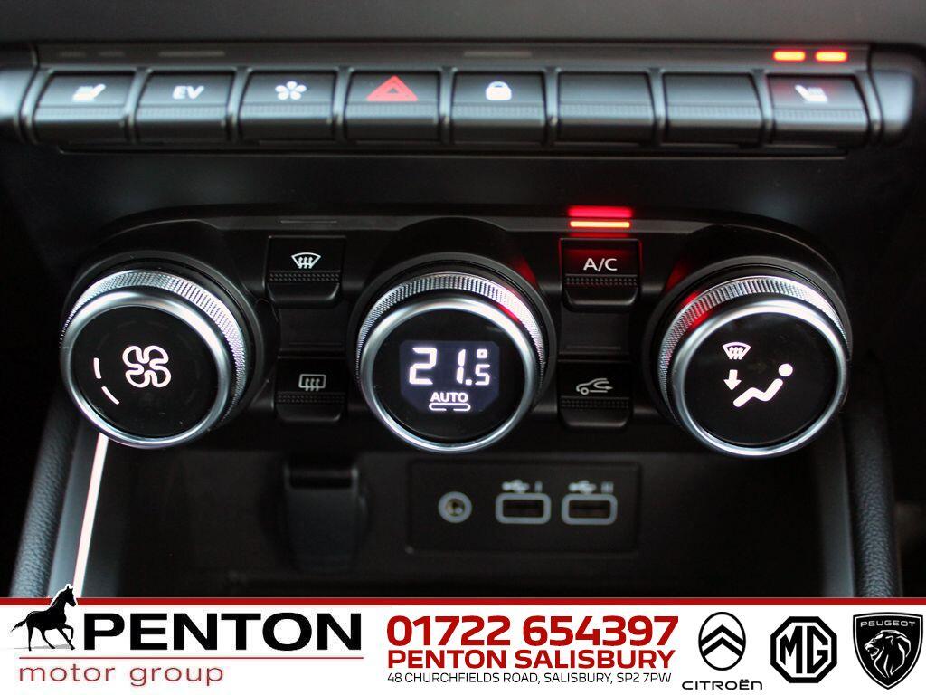 Used Renault Clio 2024 for sale - 77029274: Photo 12