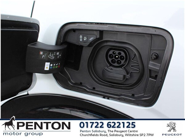 Used Peugeot E-3008 2024 for sale - 73184243: Photo 57