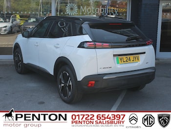 Used Peugeot E-2008 2024 for sale - 79471975: Photo