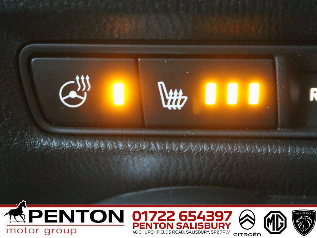 Used Mazda Mazda2 2022 for sale - 76992905: Photo 11