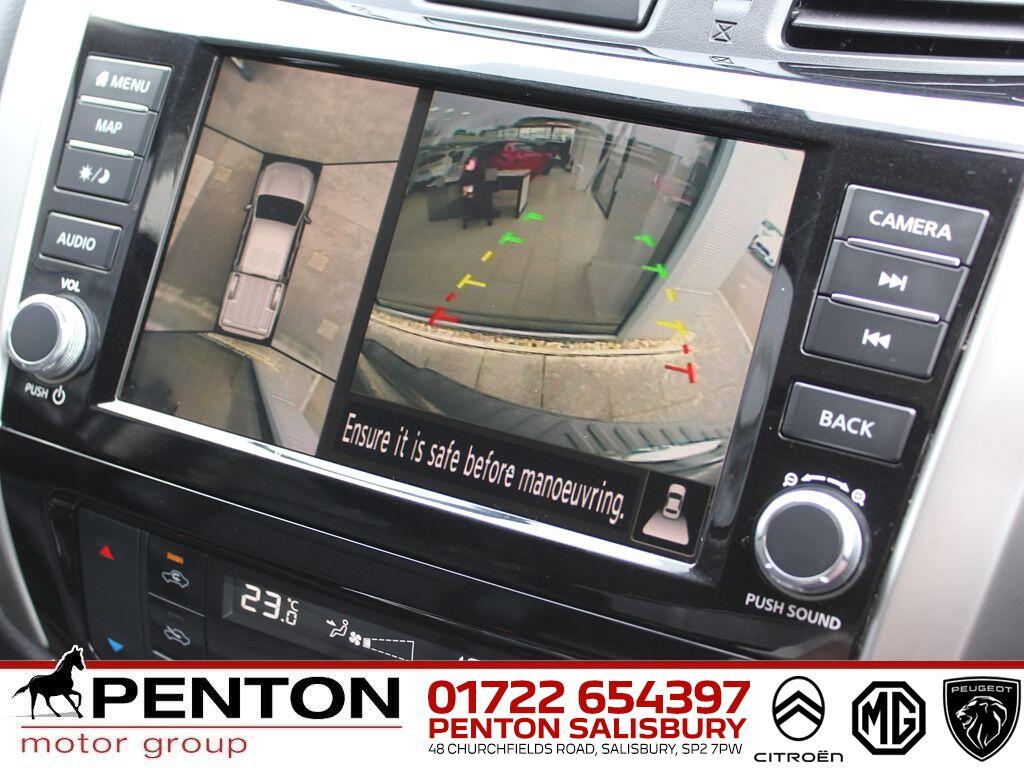 Used Nissan Navara 2020 for sale - 77970204: Photo 11
