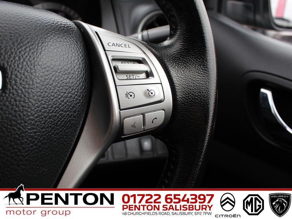 Used Nissan Navara 2020 for sale - 77970204: Photo 19