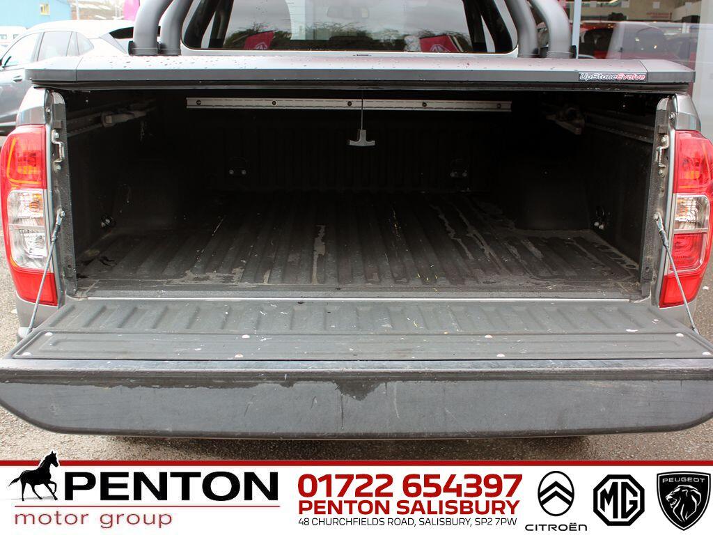 Used Nissan Navara 2020 for sale - 77970204: Photo 9