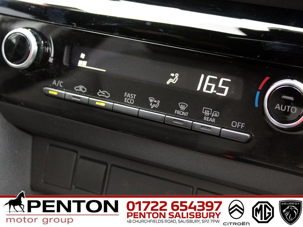 Used Toyota Yaris Cross 2023 for sale - 77982631: Photo 12