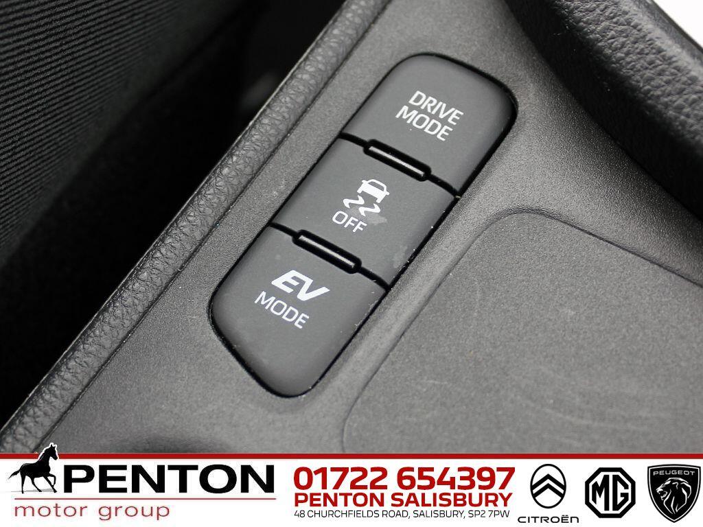 Used Toyota Yaris Cross 2023 for sale - 77982631: Photo 15