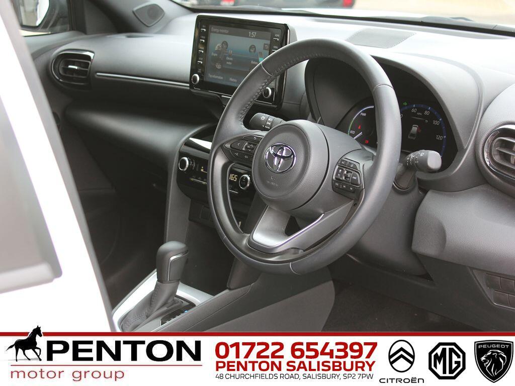 Used Toyota Yaris Cross 2023 for sale - 77982631: Photo 25