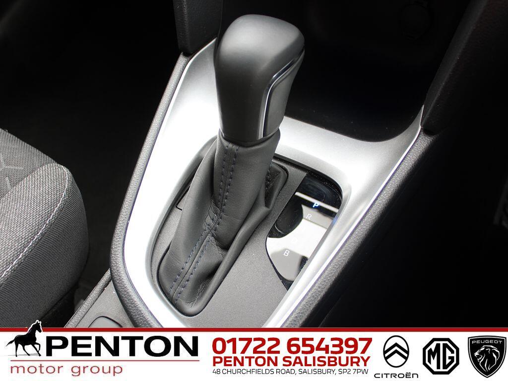 Used Toyota Yaris Cross 2023 for sale - 77982631: Photo 4