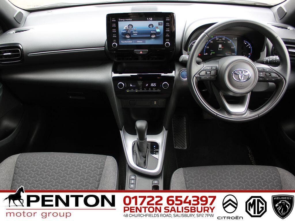 Used Toyota Yaris Cross 2023 for sale - 77982631: Photo 6