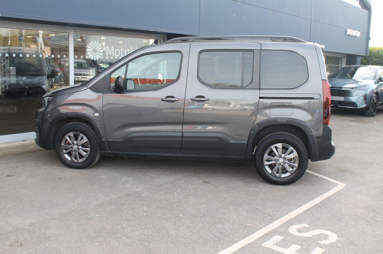 Used Peugeot Rifter 2022 for sale - 77970168: Photo 3