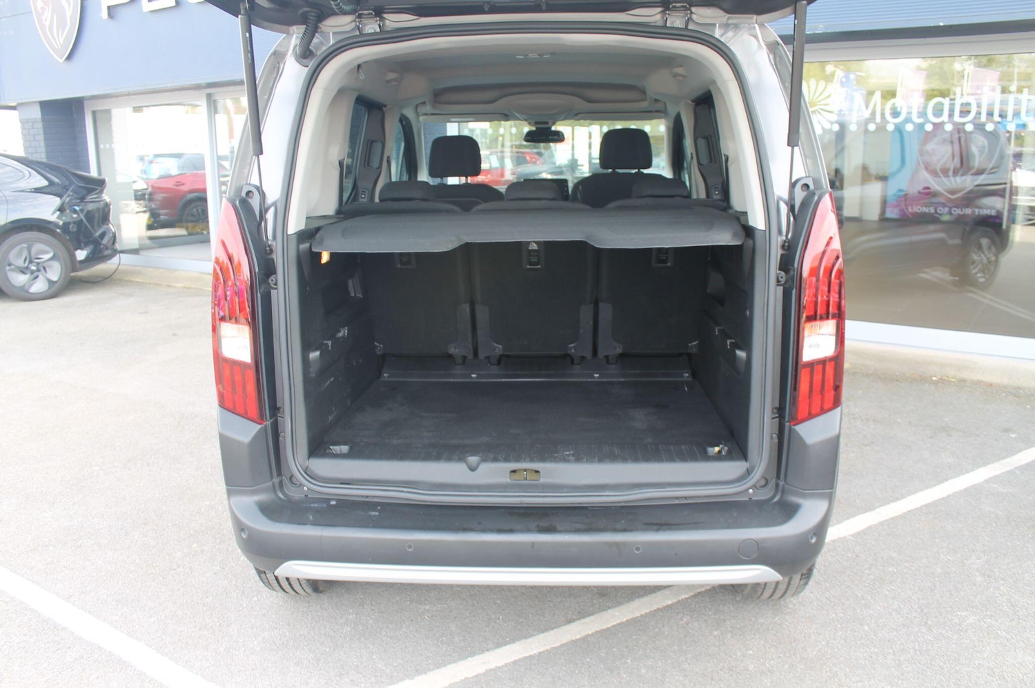 Used Peugeot Rifter 2022 for sale - 77970168: Photo 32