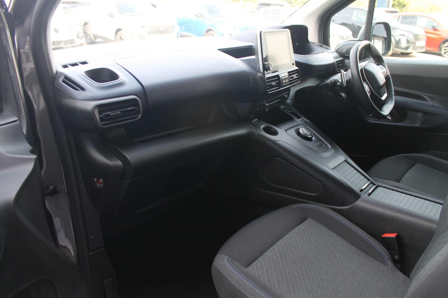 Used Peugeot Rifter 2022 for sale - 77970168: Photo 37