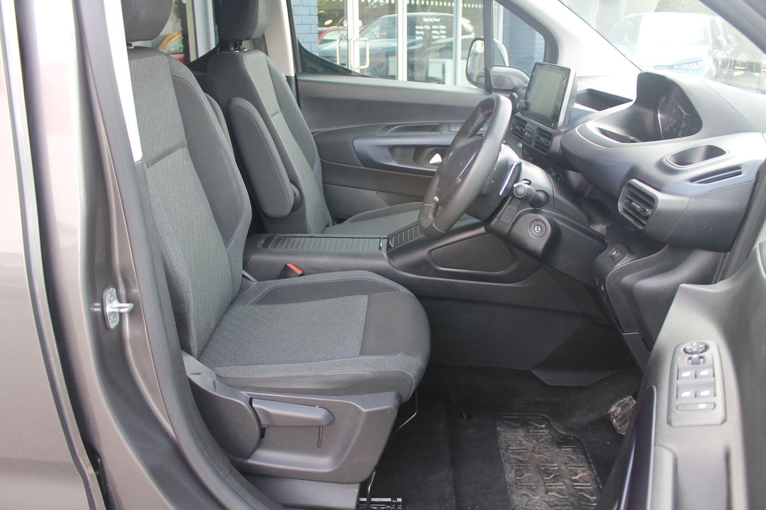 Used Peugeot Rifter 2022 for sale - 77970168: Photo 8