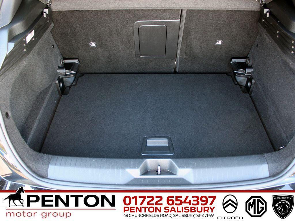 Used Vauxhall Astra 2023 for sale - 77970392: Photo 10