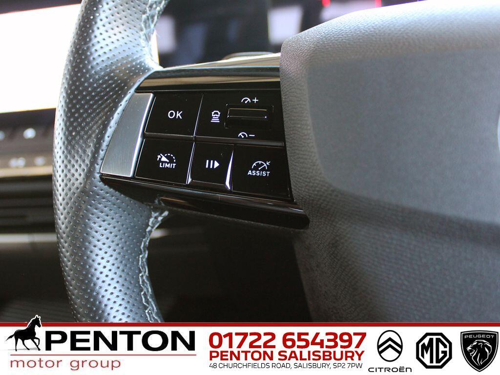 Used Vauxhall Astra 2023 for sale - 77970392: Photo 16