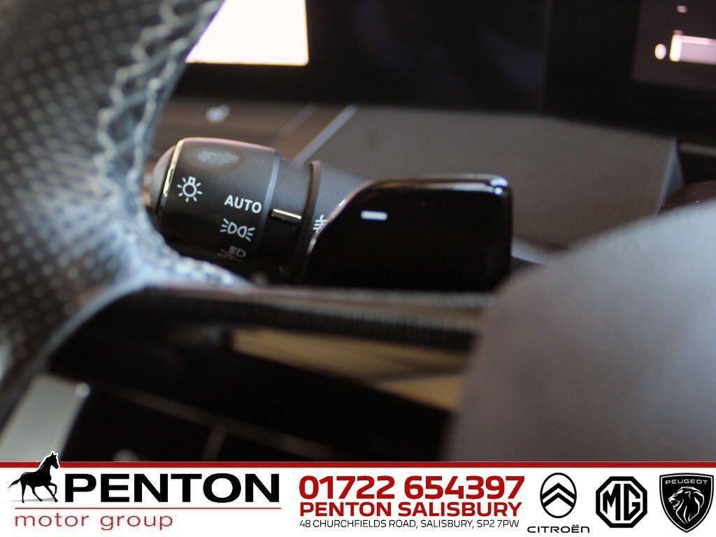 Used Vauxhall Astra 2023 for sale - 77970392: Photo 18