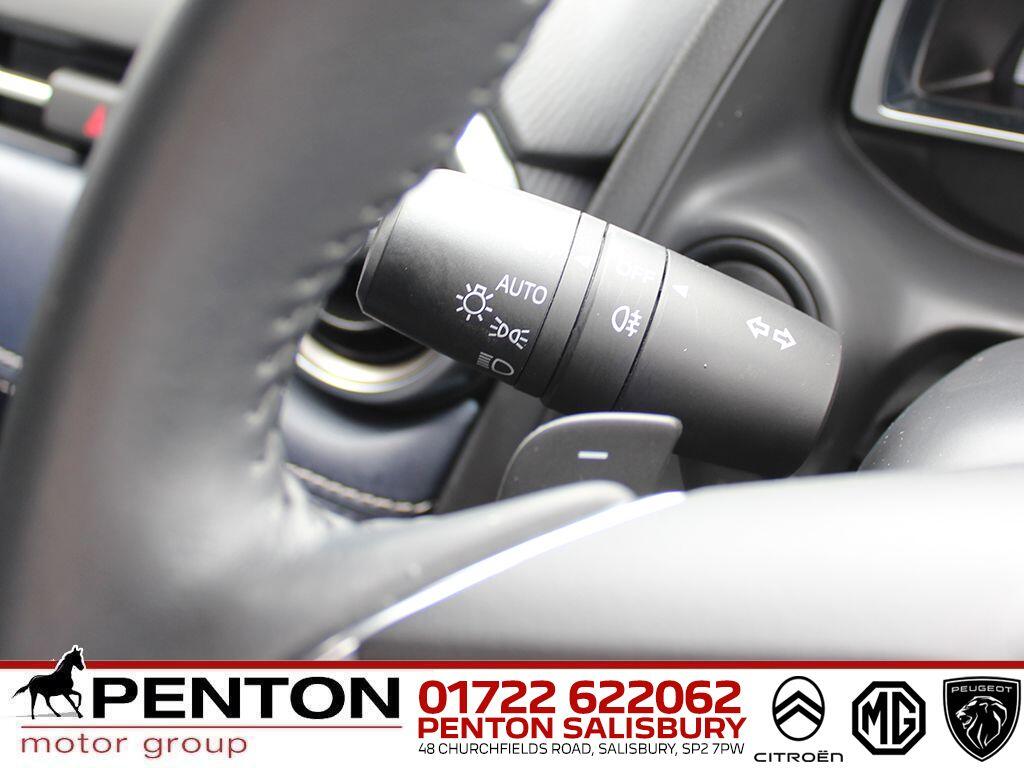 Used Mazda Mazda2 2023 for sale - 76965373: Photo 18