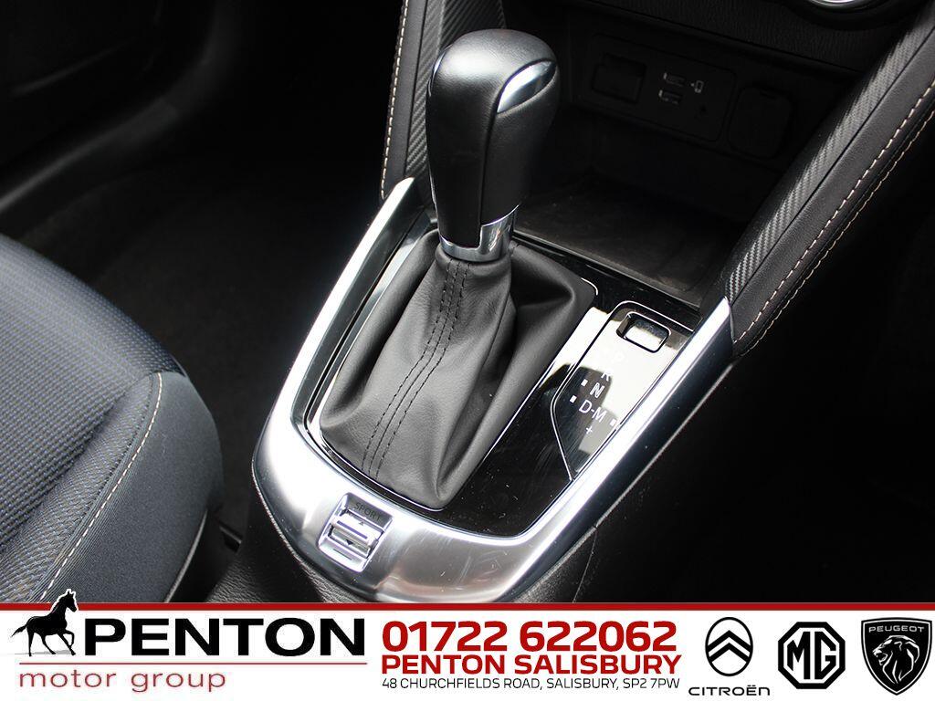 Used Mazda Mazda2 2023 for sale - 76965373: Photo 4